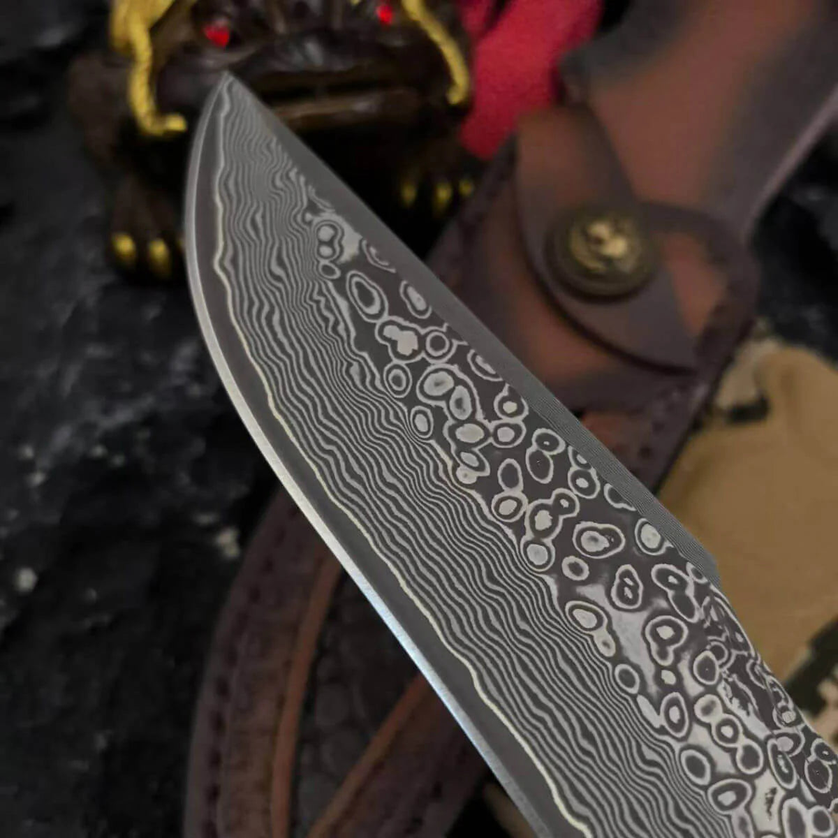 Damascus Steel Fixed Blade Knife Outdoor Survival Knife for Men